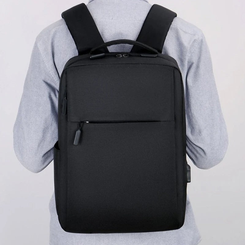 UrbanTrail Herren Reiserucksack Groß Robust Mit Fächern Komfort
