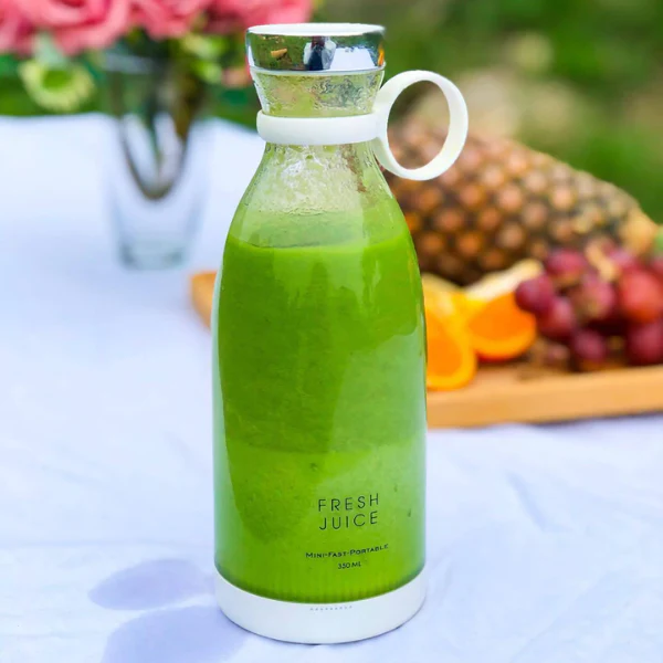 Kabelloser tragbarer Mixer JuiceMaster 350ml